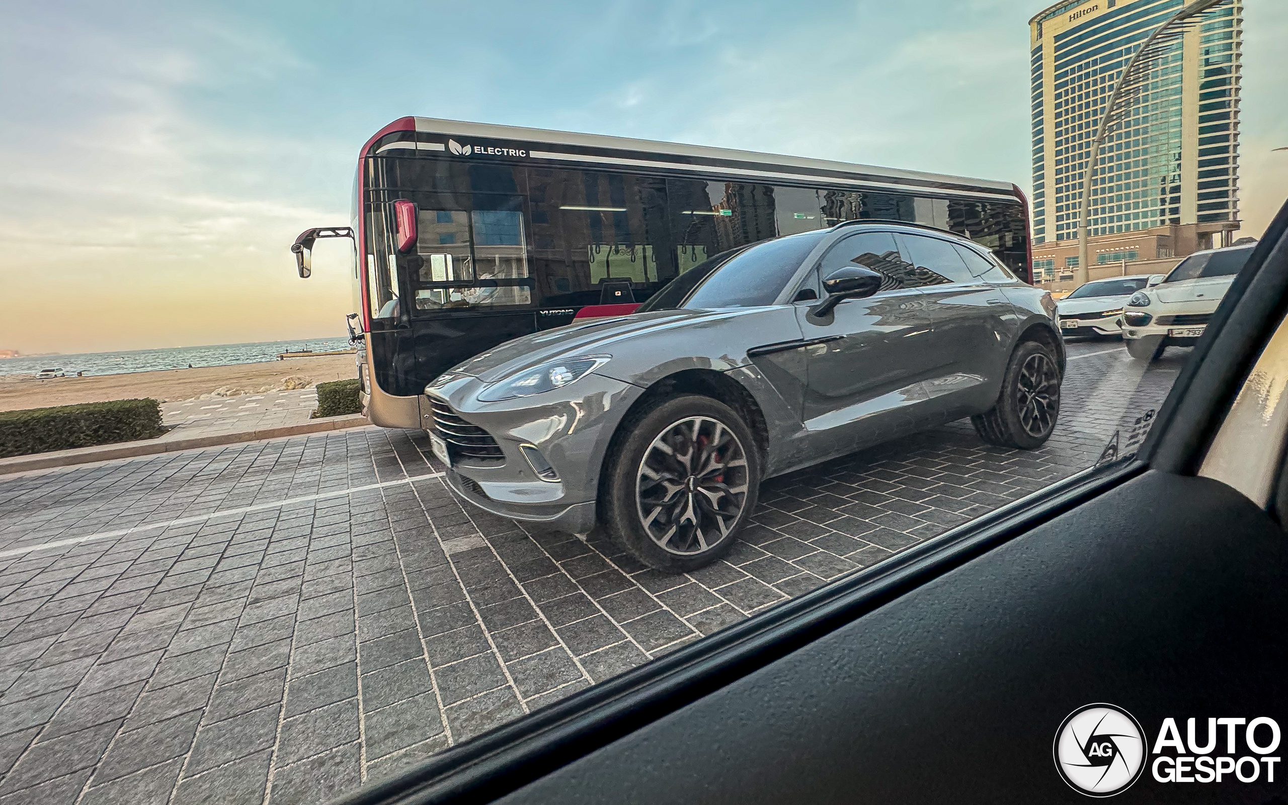 Aston Martin DBX