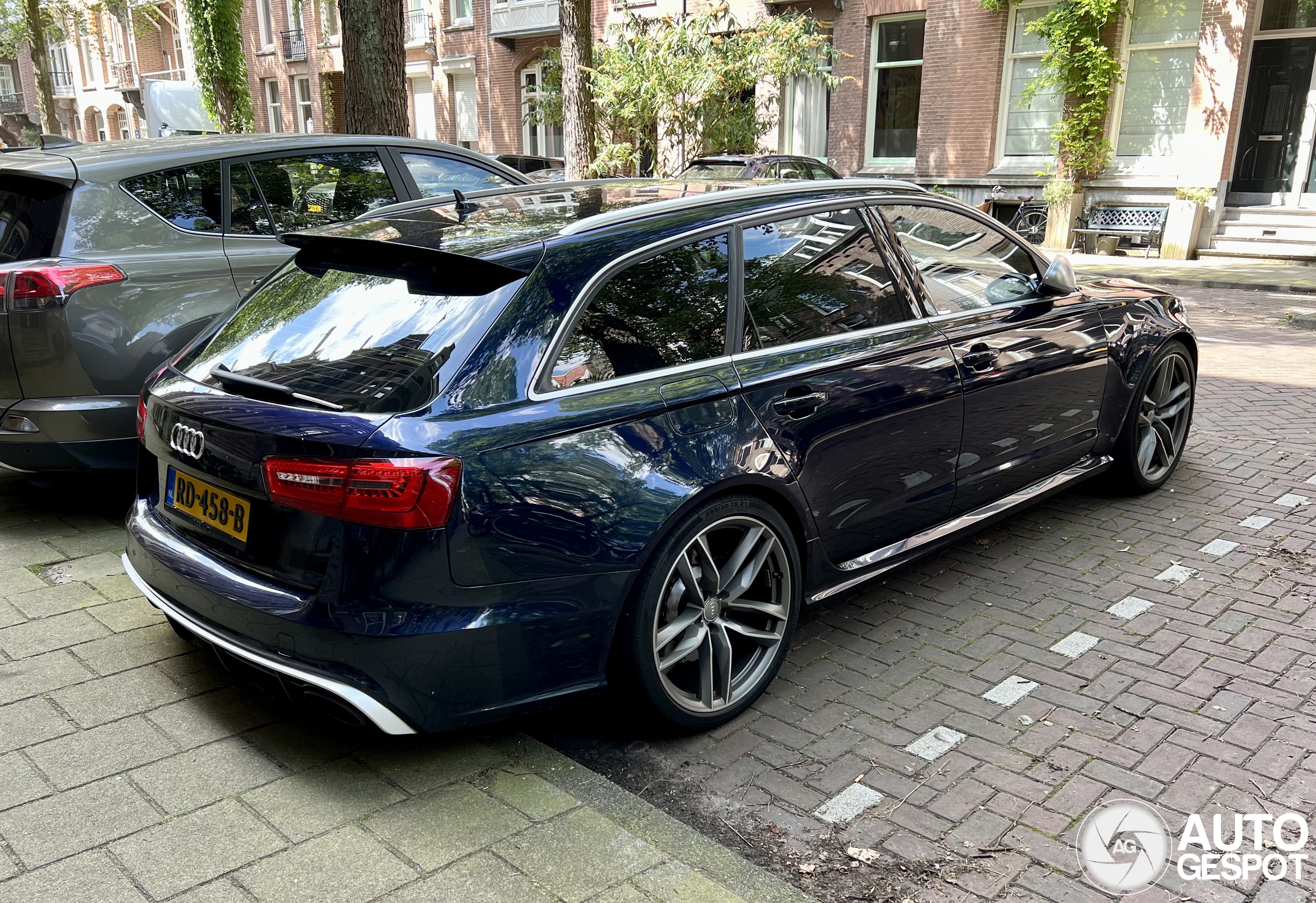 Audi RS6 Avant C7