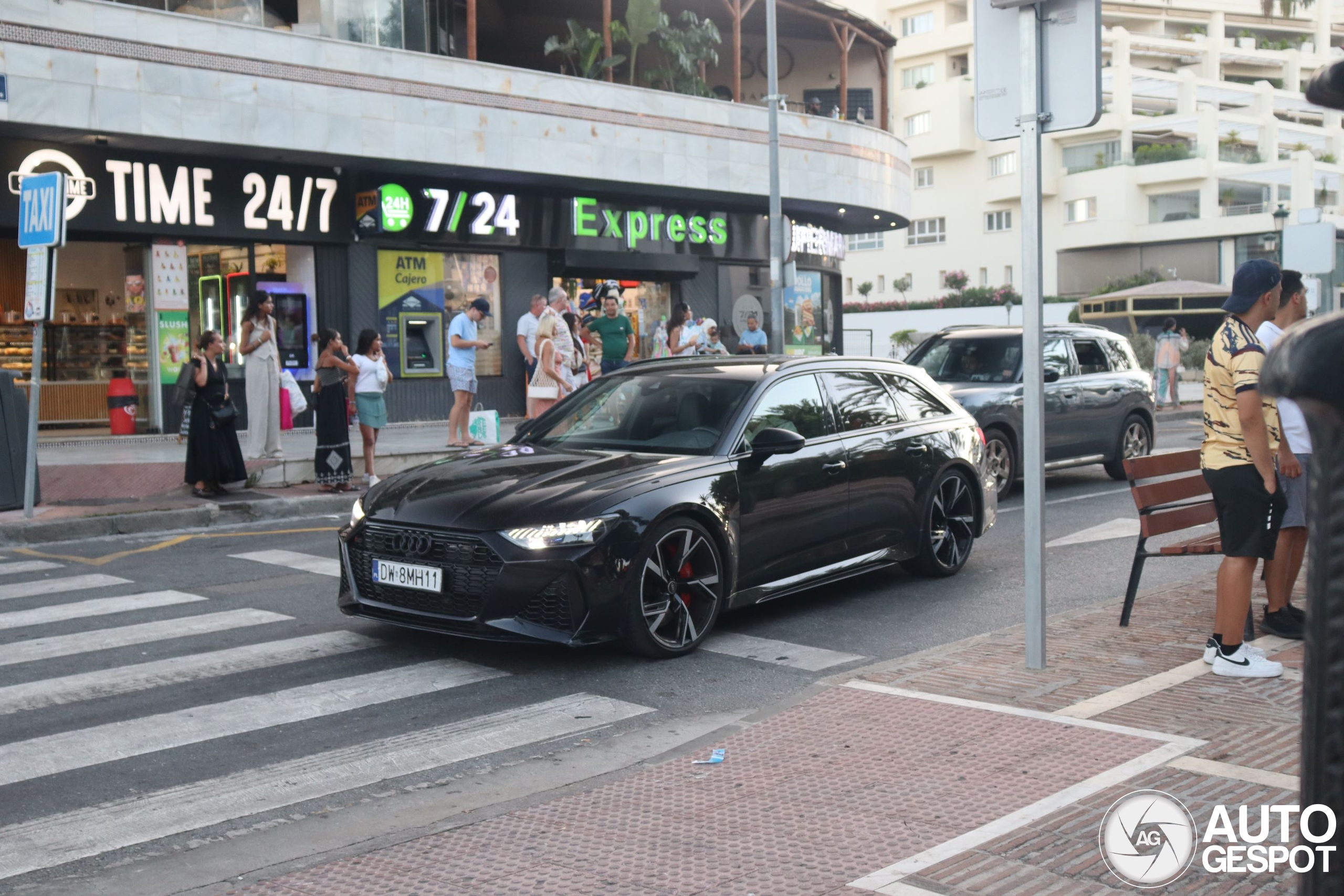 Audi RS6 Avant C8