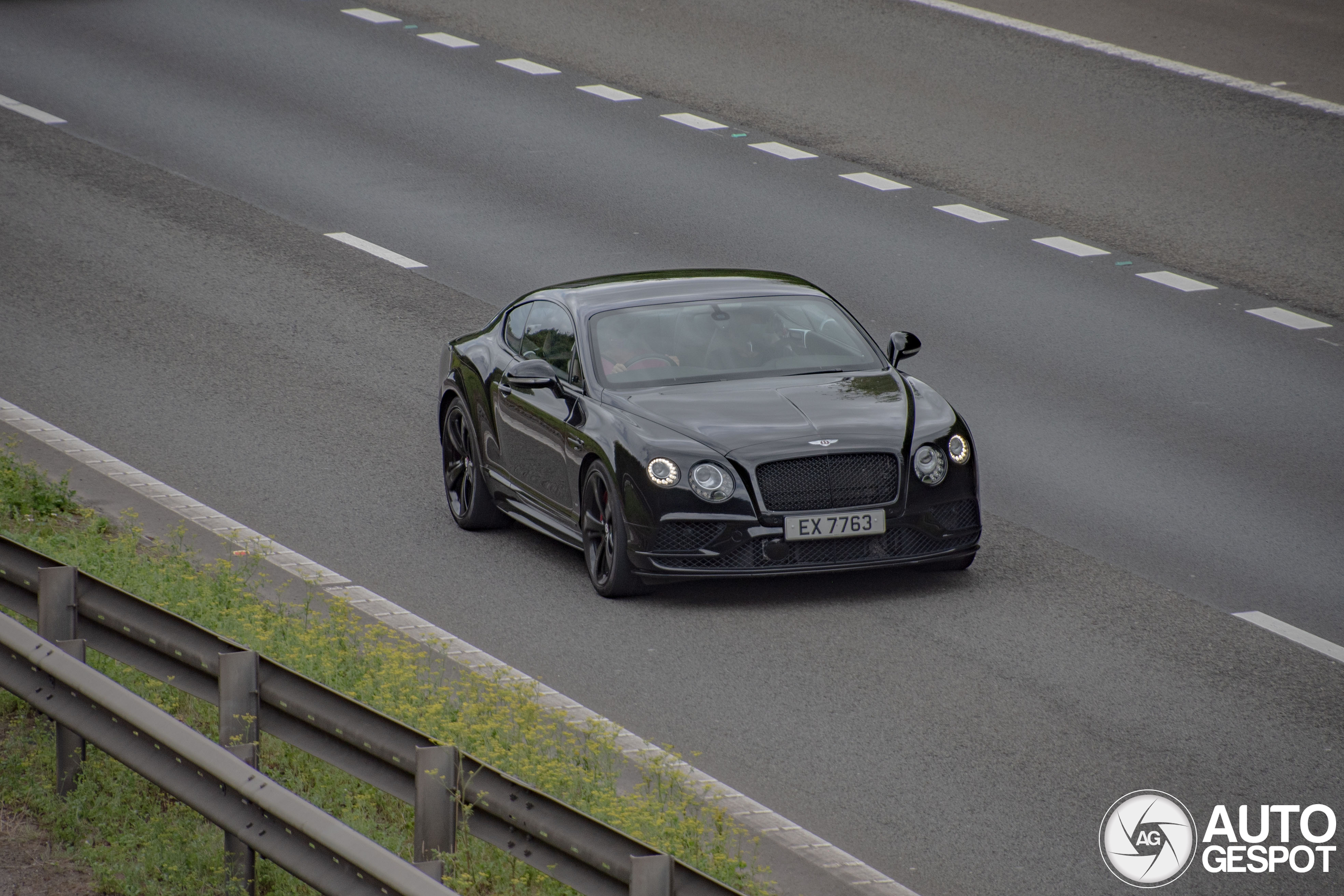 Bentley Continental GT V8 S