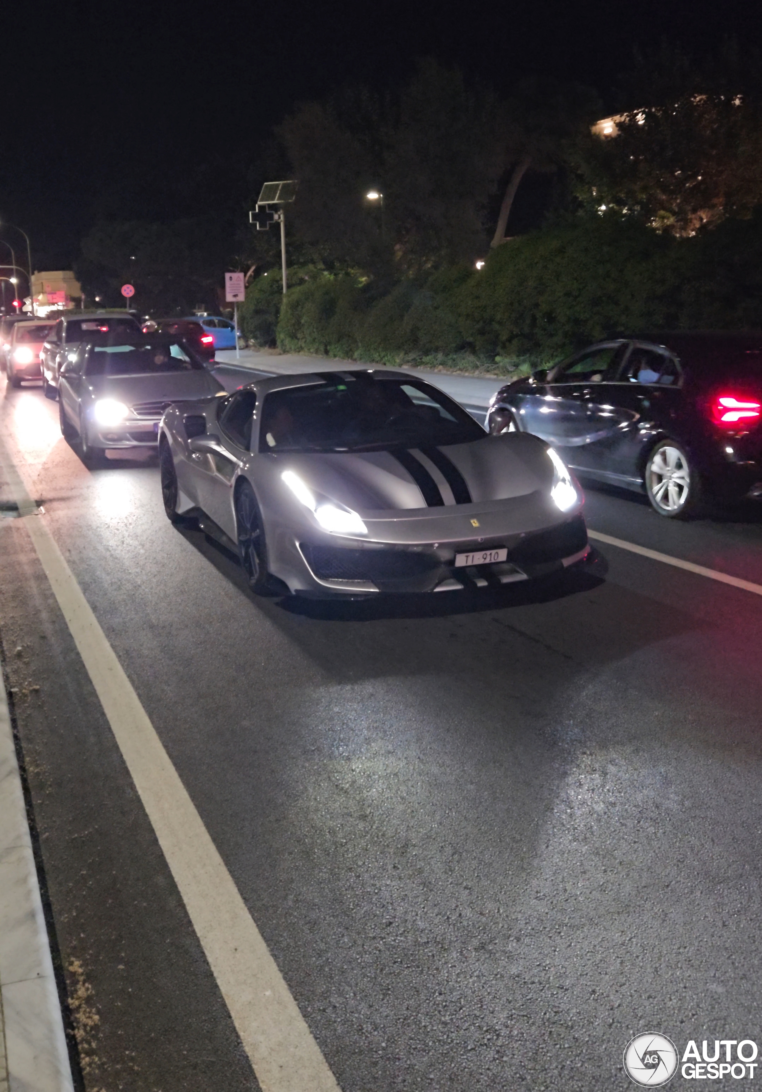 Ferrari 488 Pista