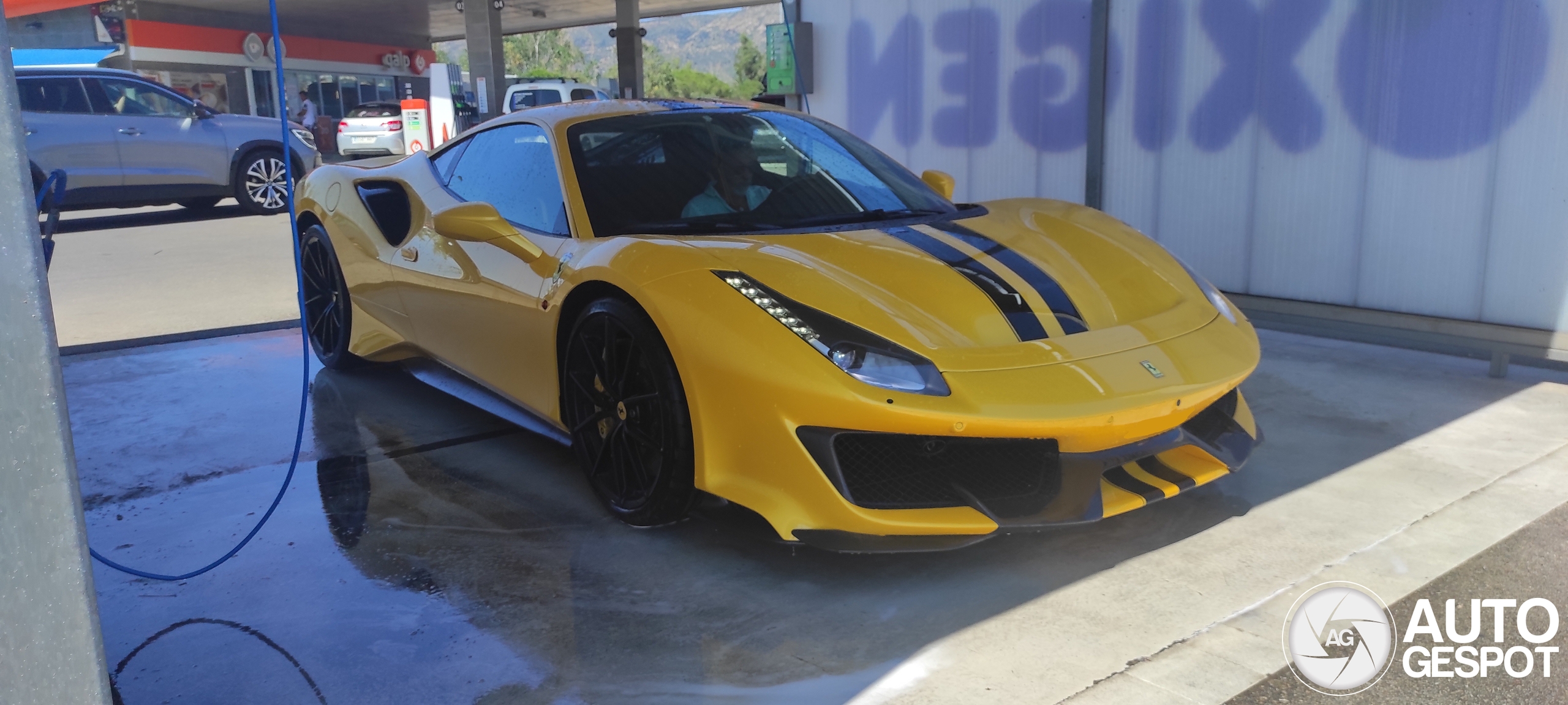 Ferrari 488 Pista