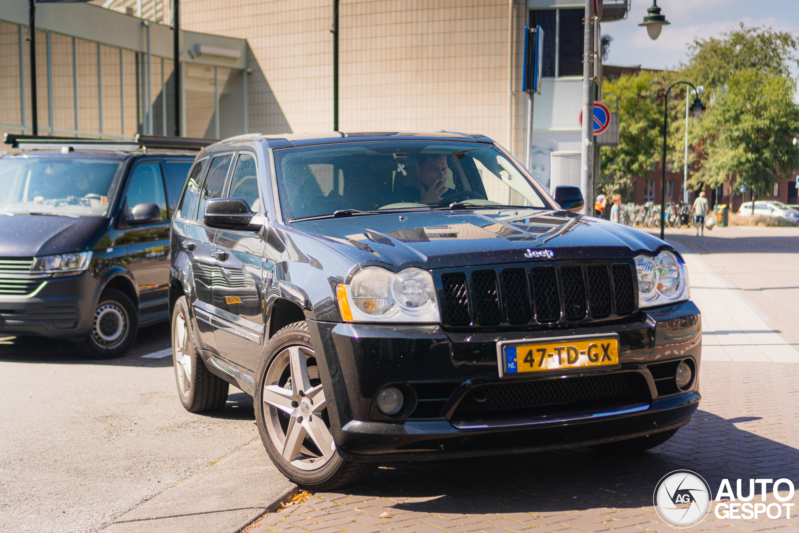 Jeep Grand Cherokee SRT-8 2005