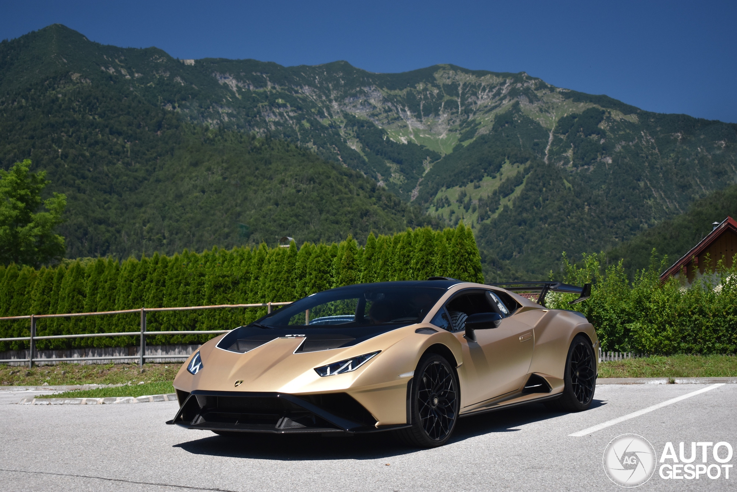 Lamborghini Huracán LP640-2 STO