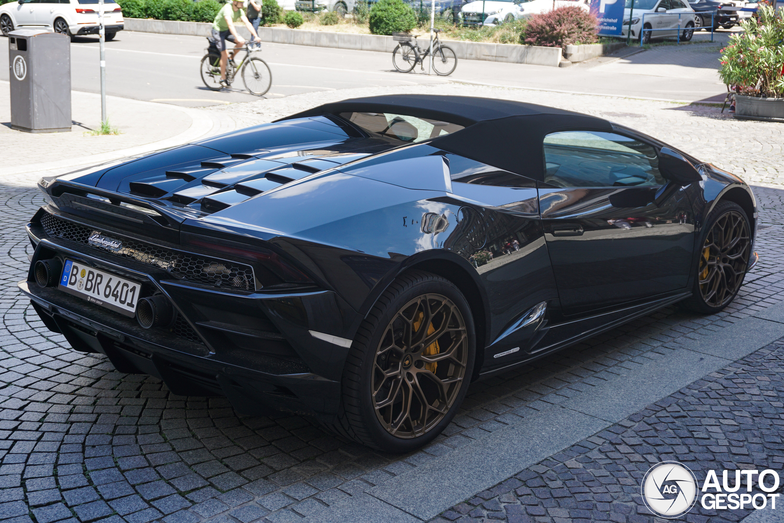 Lamborghini Huracán LP640-4 EVO Spyder