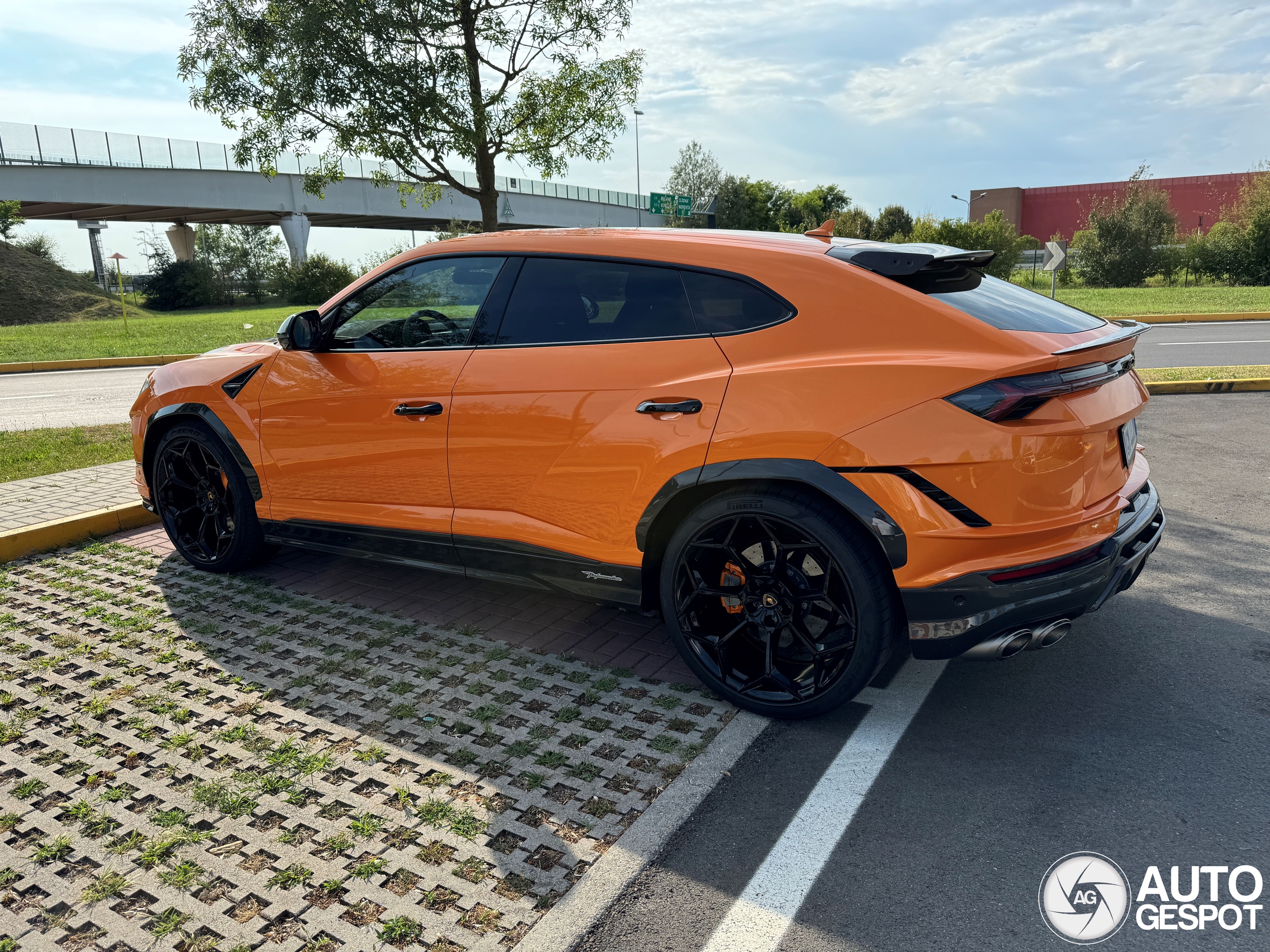 Lamborghini Urus Performante