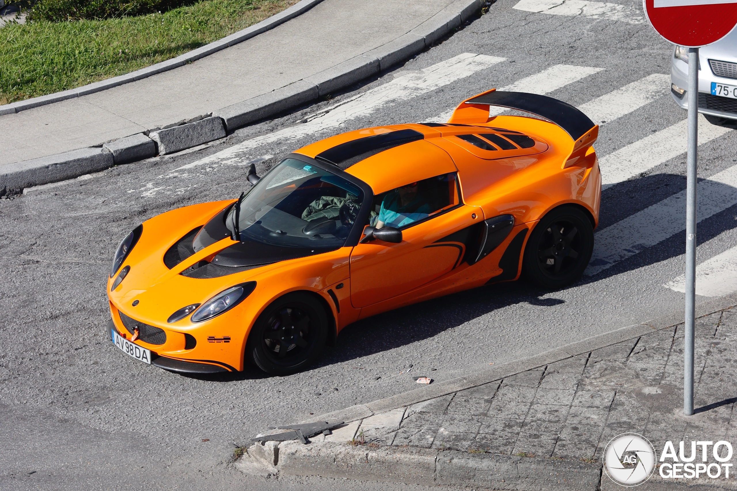 京商ミニッツ LOTUS EXIGE CUP 260（オレンジ） 京商ミニッツ LOTUS EXIGE CUP 260（オレンジ） 希少 未走行品