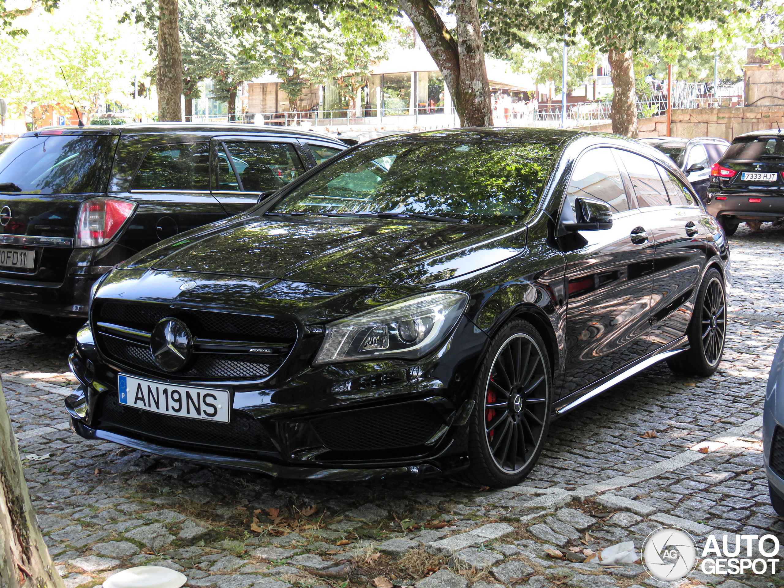 Mercedes-Benz CLA 45 AMG Shooting Brake