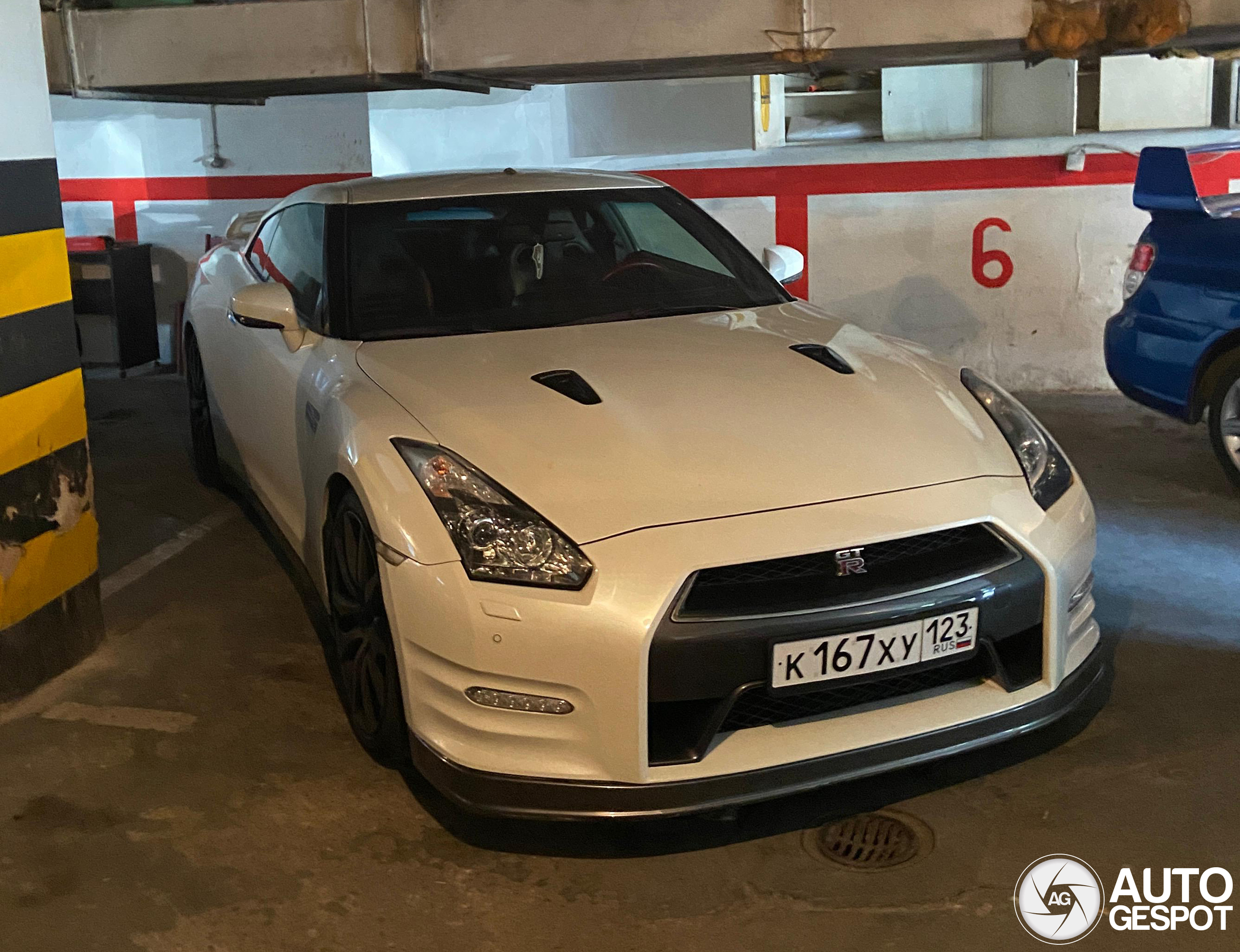 Nissan GT-R 2011