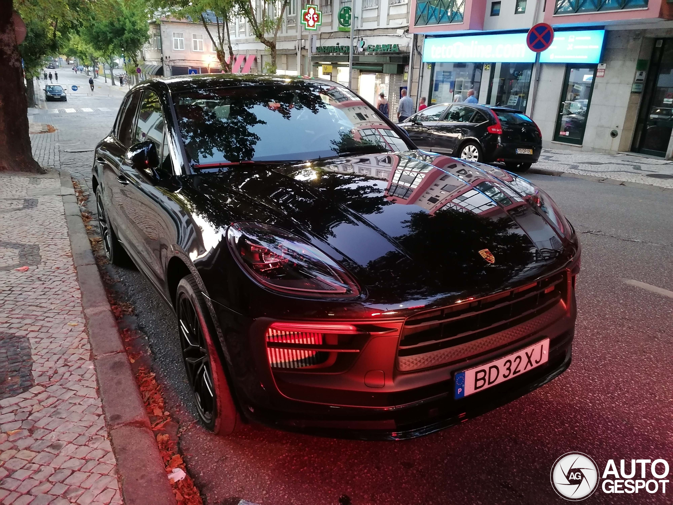 Porsche 95B Macan GTS MkIII