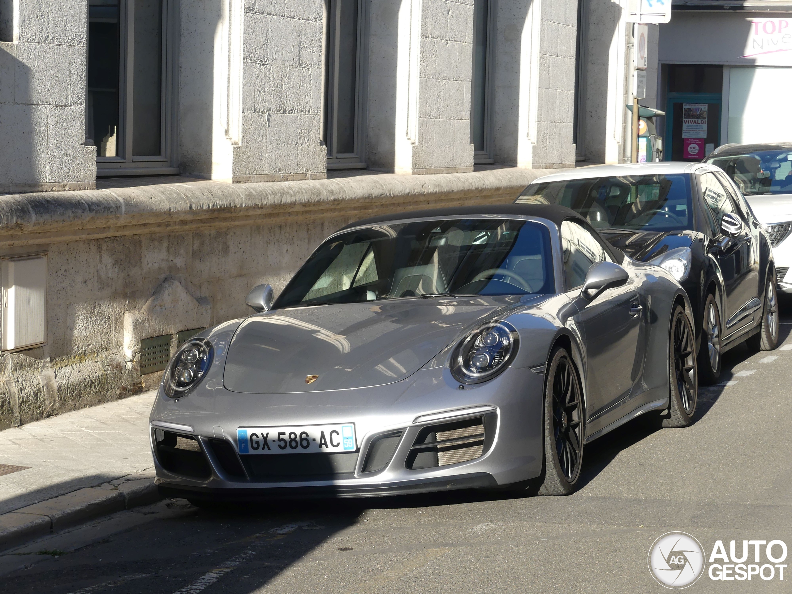 Porsche 991 Carrera 4 GTS Cabriolet MkII