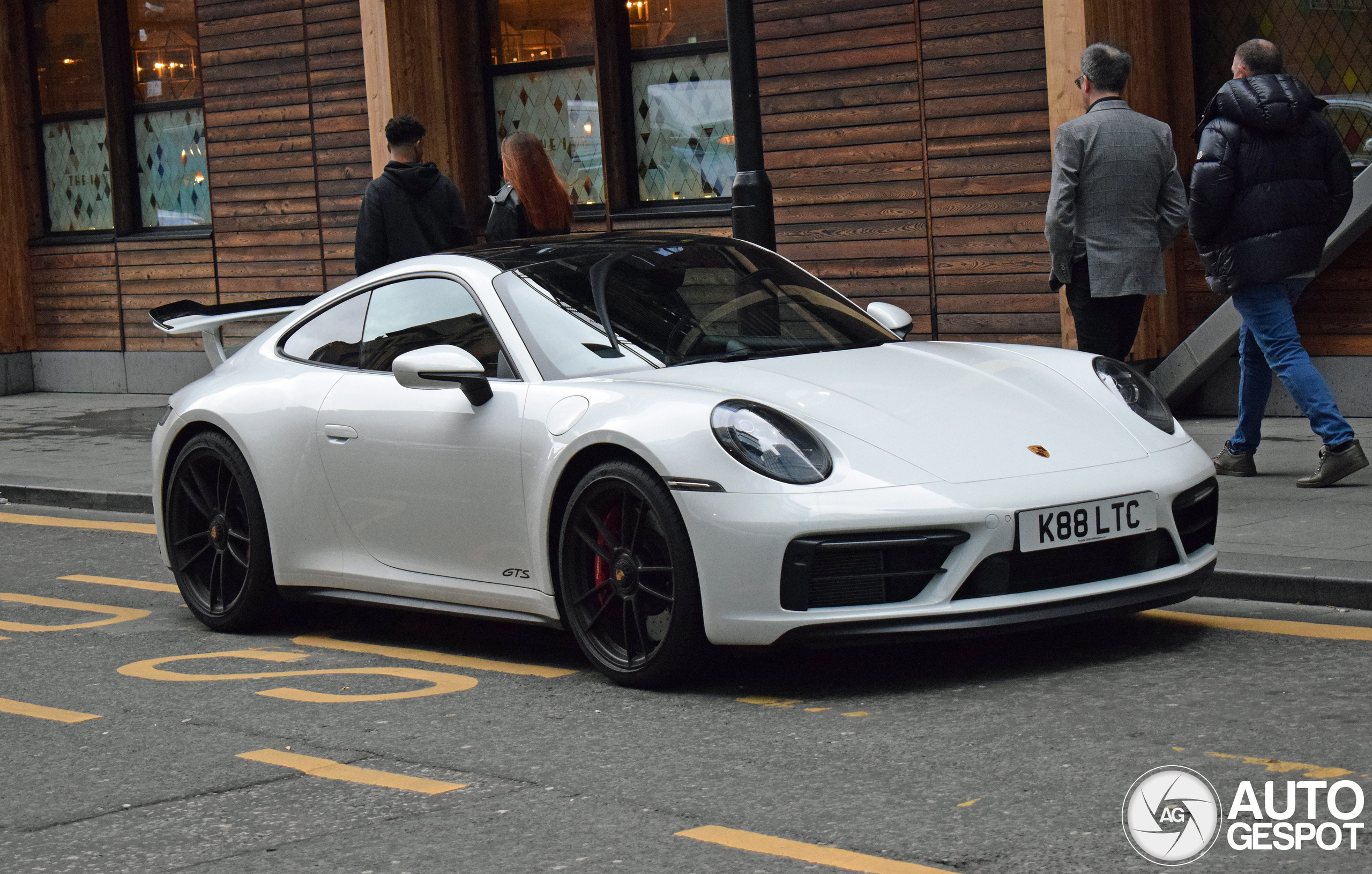 Porsche 992 Carrera GTS