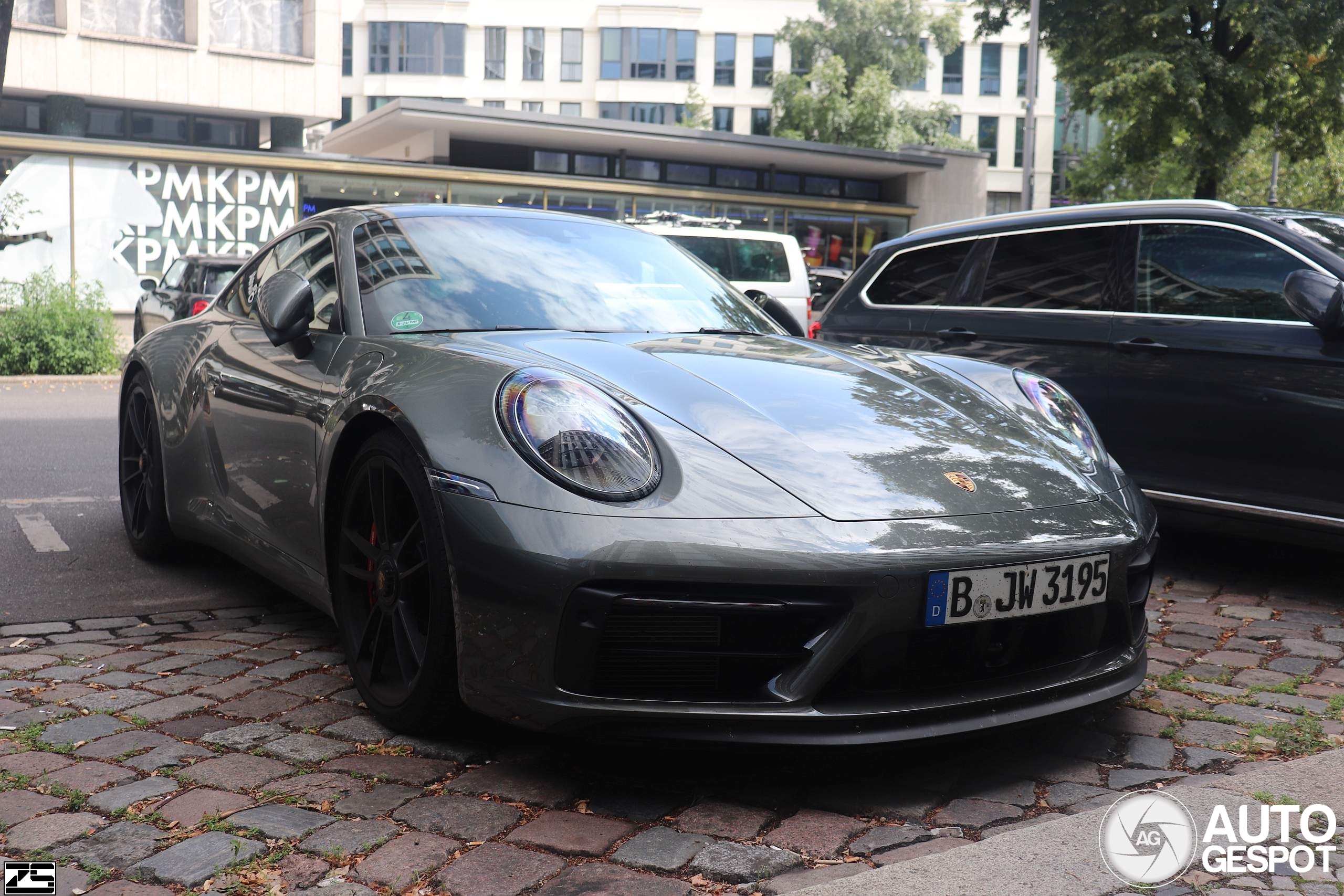 Porsche 992 Carrera GTS