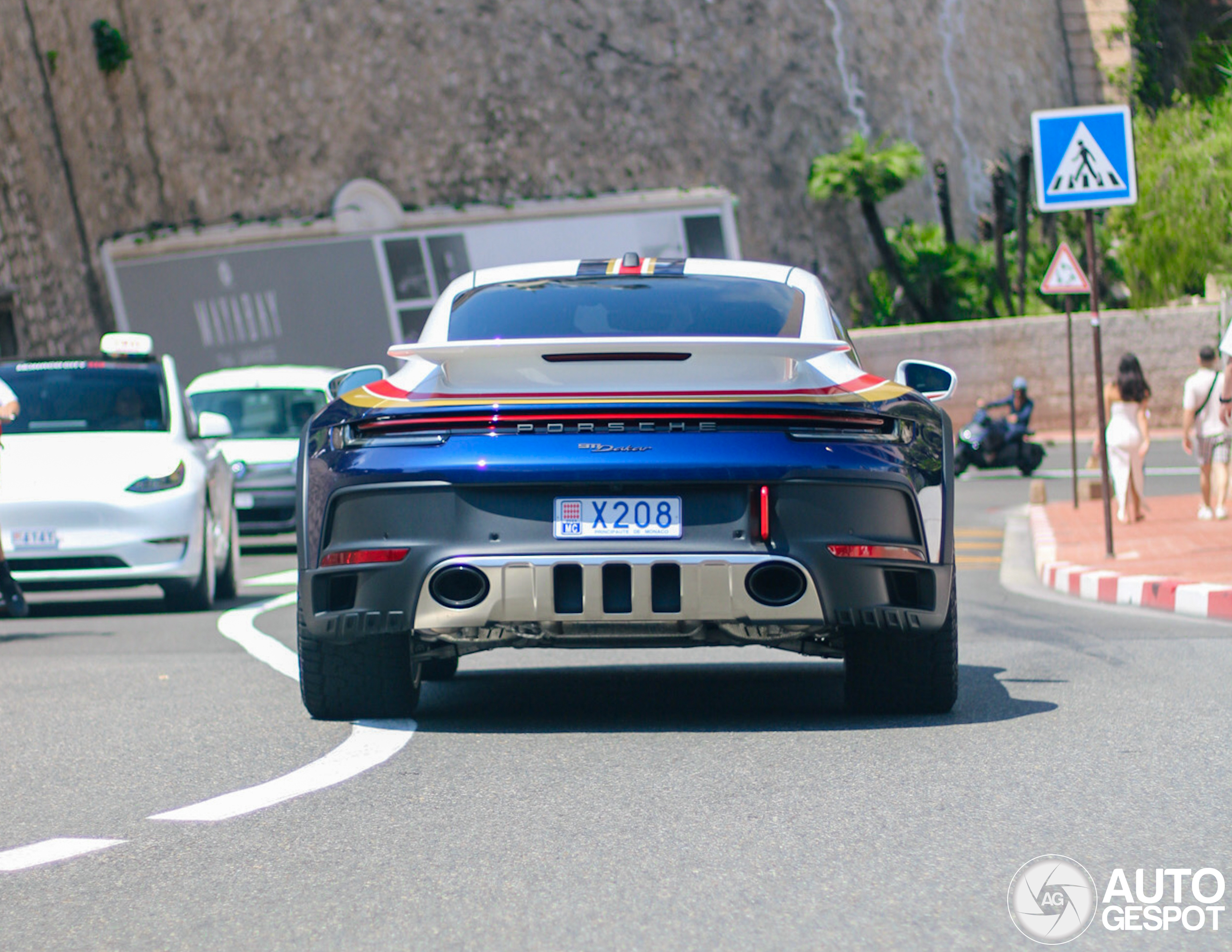 Porsche 992 Dakar