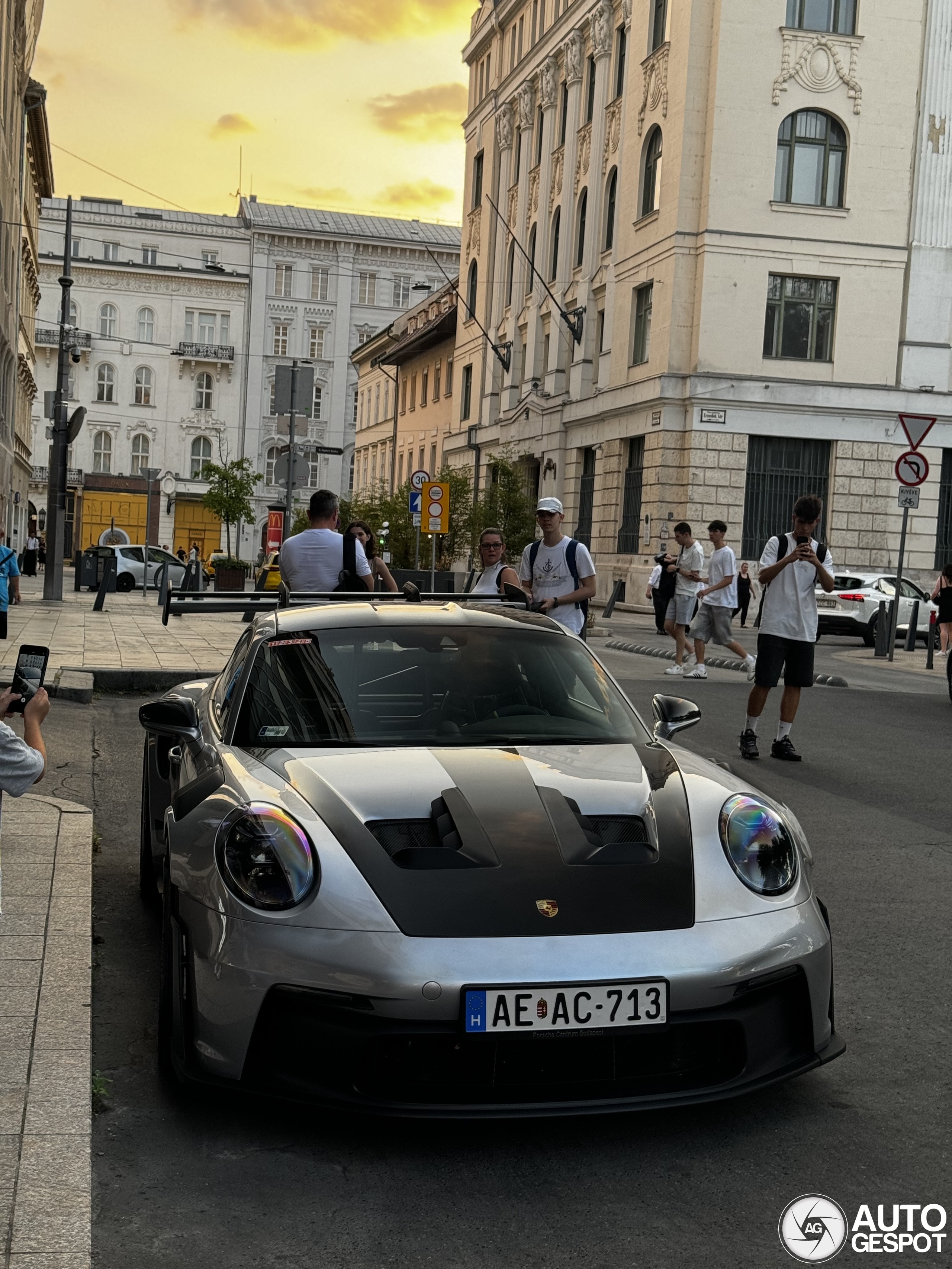 Porsche 992 GT3 RS Weissach Package