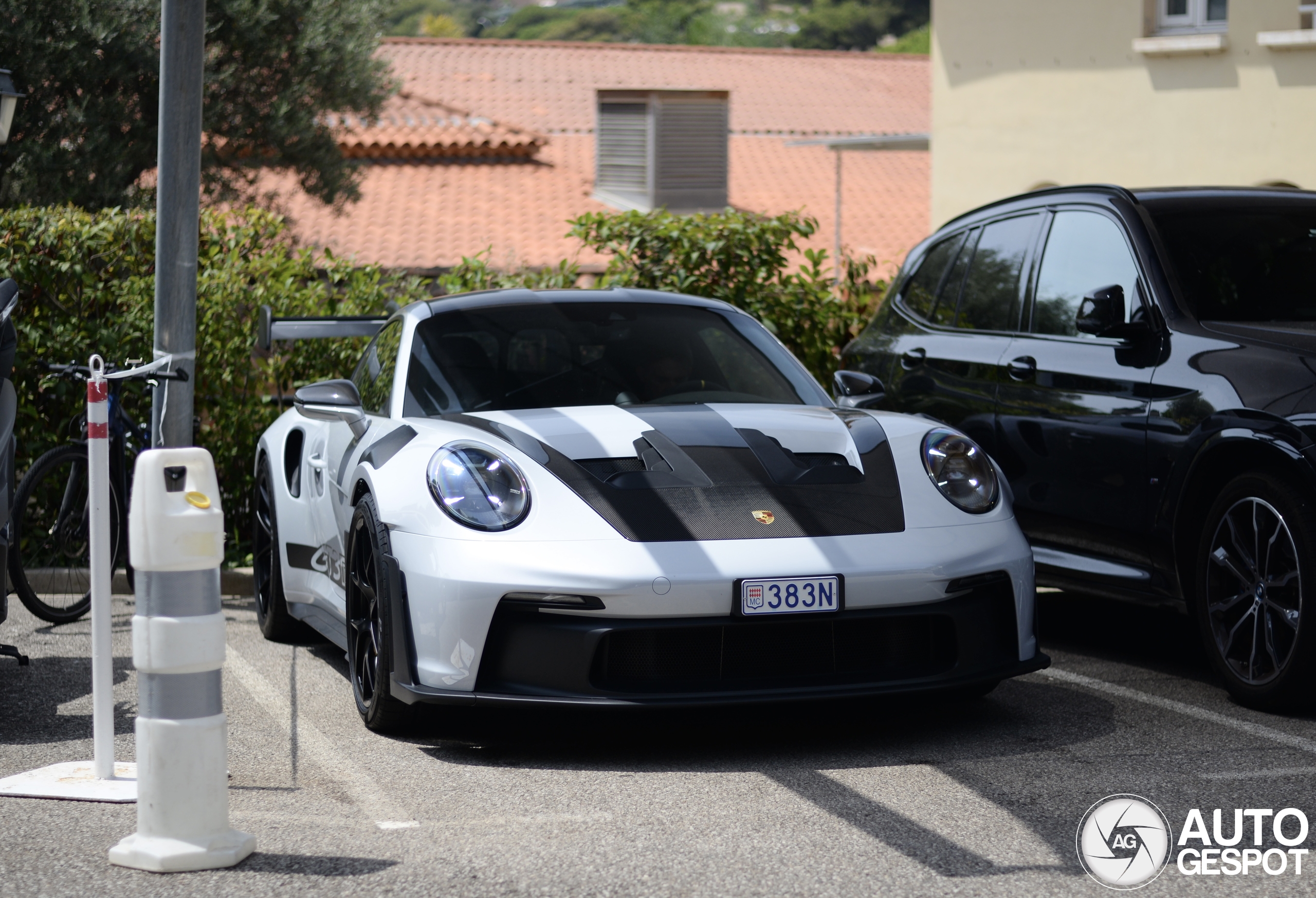 Porsche 992 GT3 RS Weissach Package