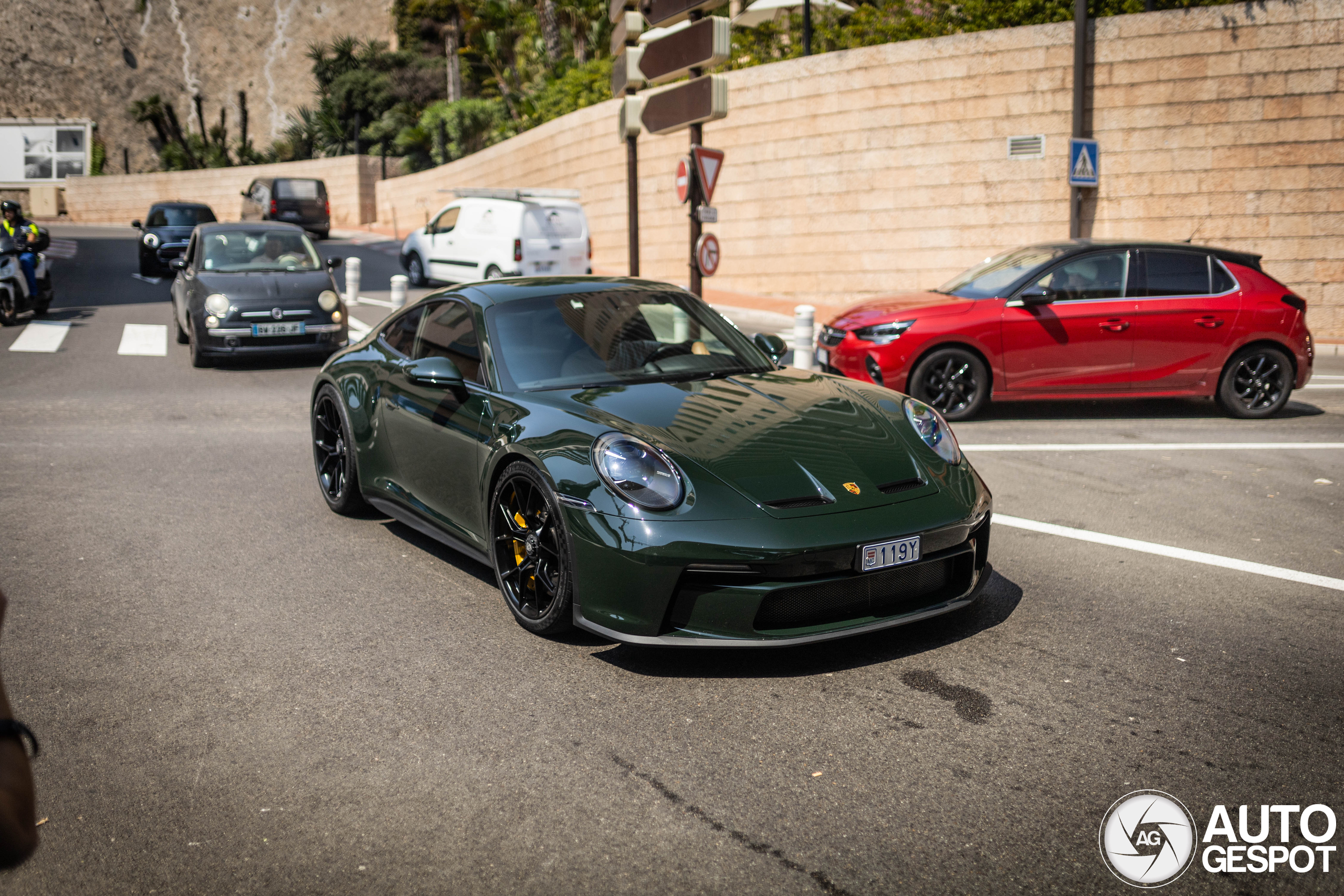 Porsche 992 GT3 Touring