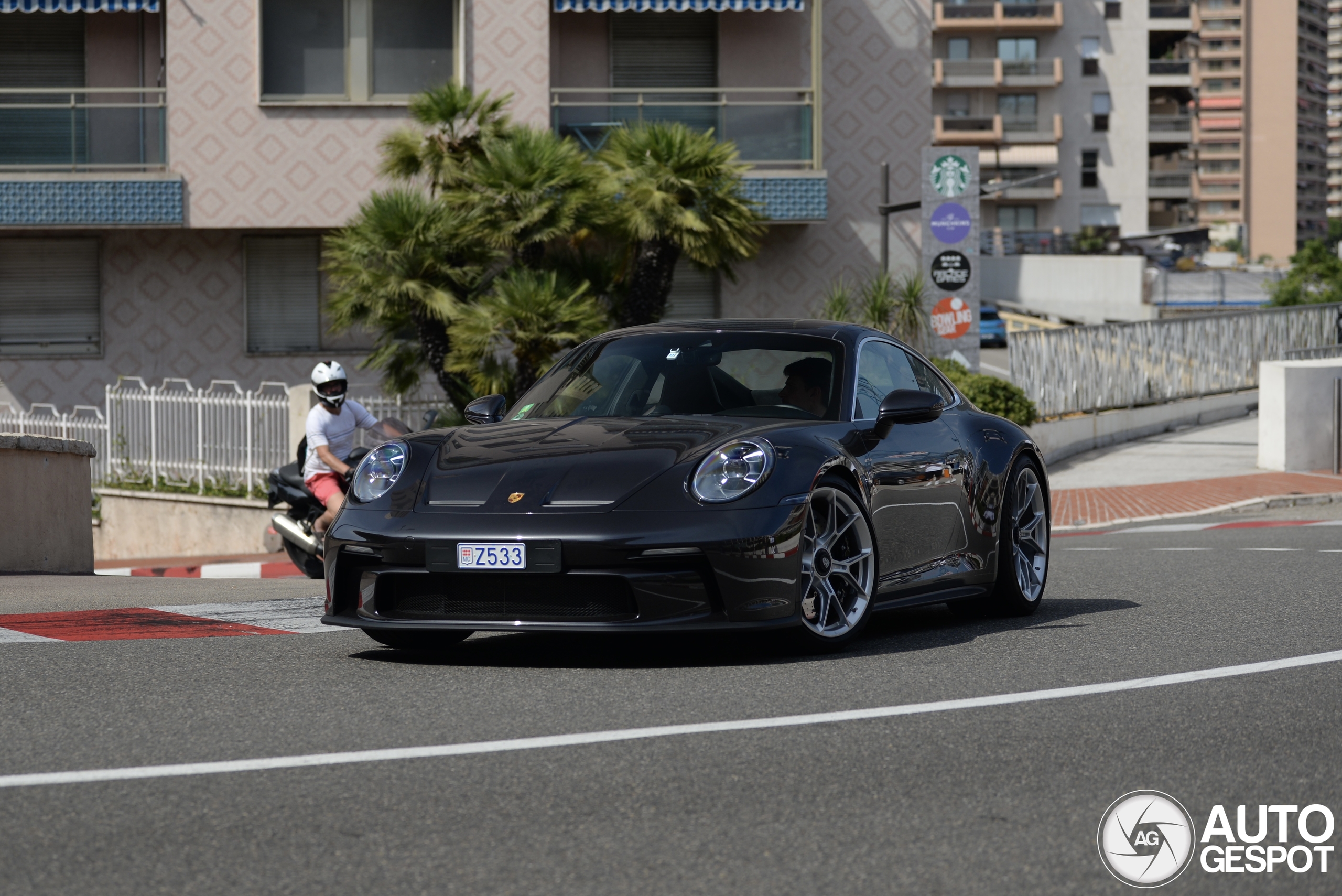 Porsche 992 GT3 Touring