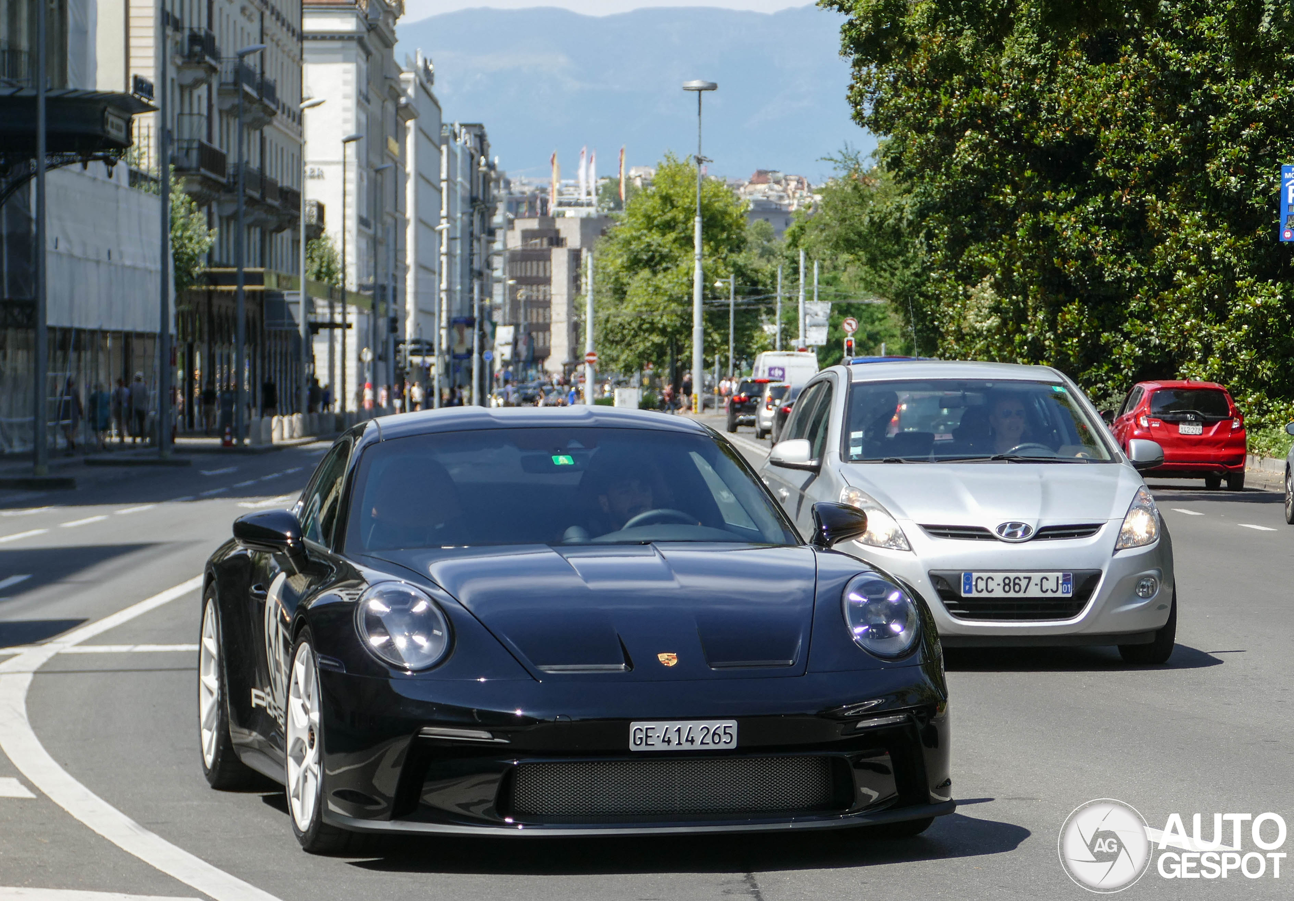 Porsche 992 S/T