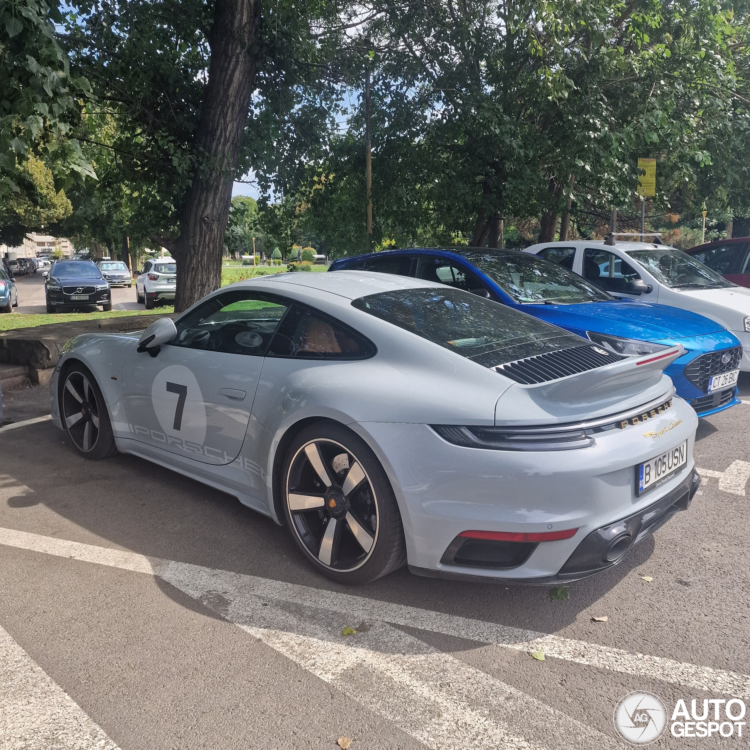 Porsche 992 Sport Classic