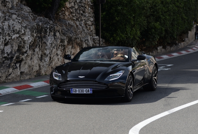 Aston Martin DB11 V8 Volante