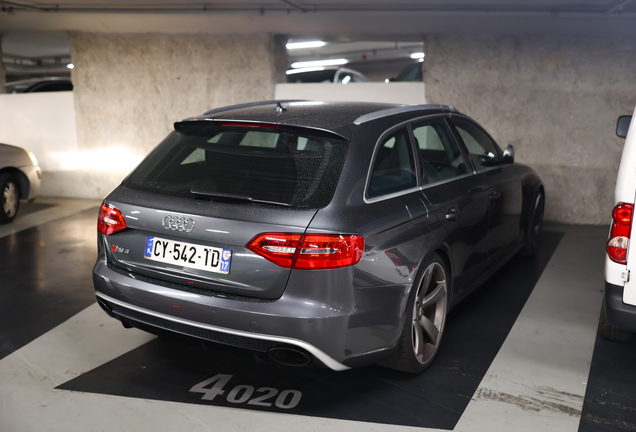 Audi RS4 Avant B8