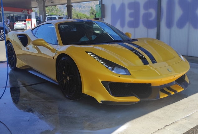 Ferrari 488 Pista