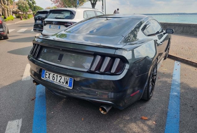 Ford Mustang GT 2015