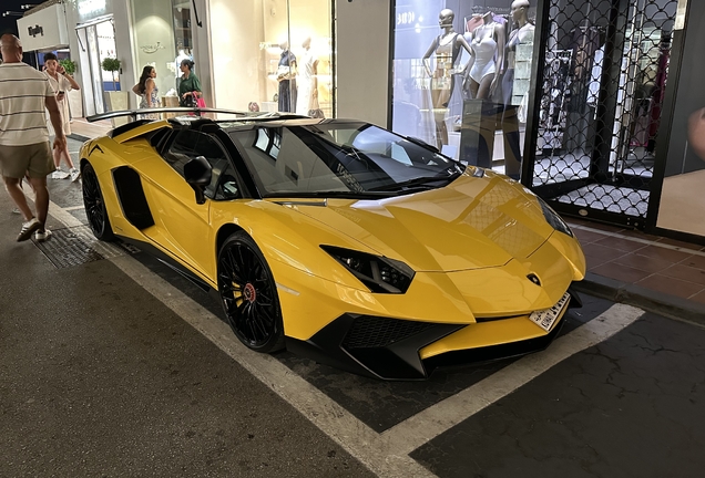 Lamborghini Aventador LP750-4 SuperVeloce Roadster