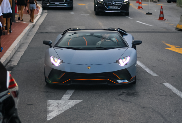 Lamborghini Aventador LP780-4 Ultimae Roadster