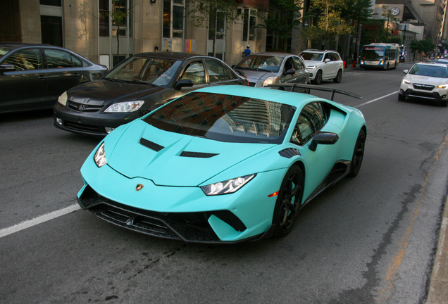 Lamborghini Huracán LP640-4 Performante