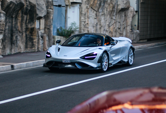 McLaren 765LT