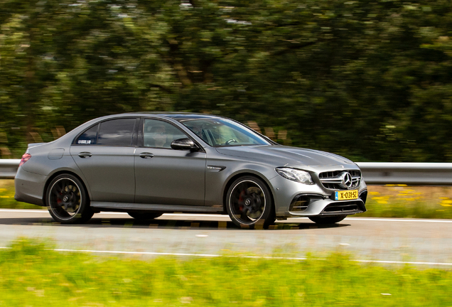 Mercedes-AMG E 63 S W213