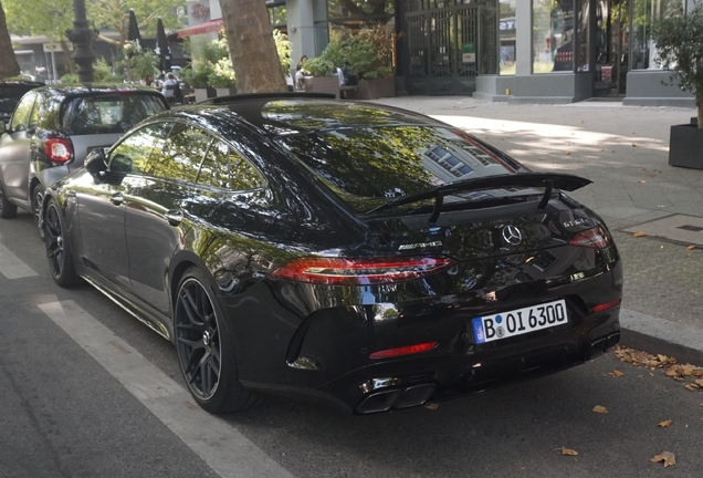 Mercedes-AMG GT 63 S X290