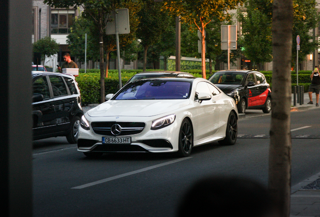 Mercedes-AMG S 63 Coupé C217