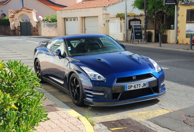 Nissan GT-R 2014