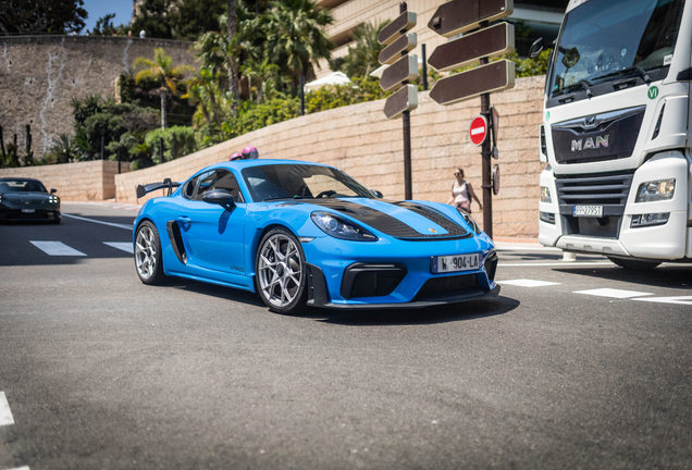 Porsche 718 Cayman GT4 RS Weissach Package