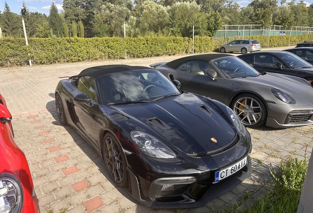 Porsche 718 Spyder RS