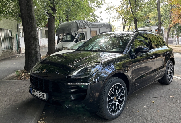 Porsche 95B Macan GTS