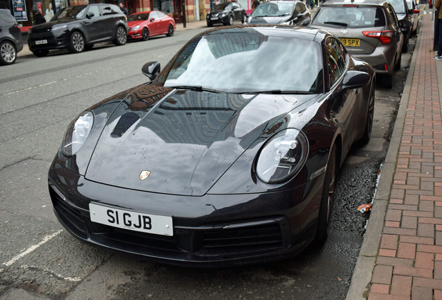 Porsche 992 Carrera 4S