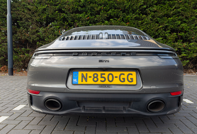 Porsche 992 Carrera 4S