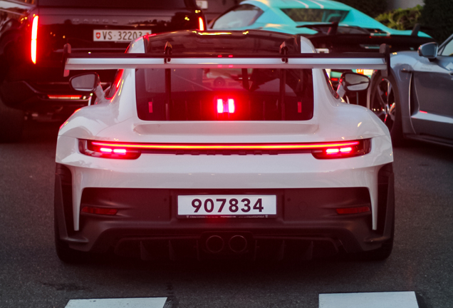 Porsche 992 GT3 RS Weissach Package