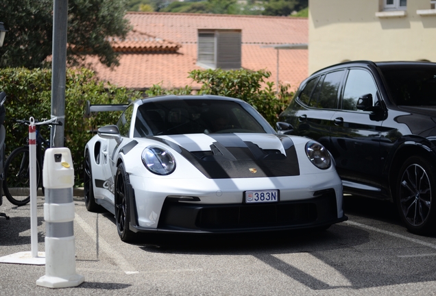 Porsche 992 GT3 RS Weissach Package