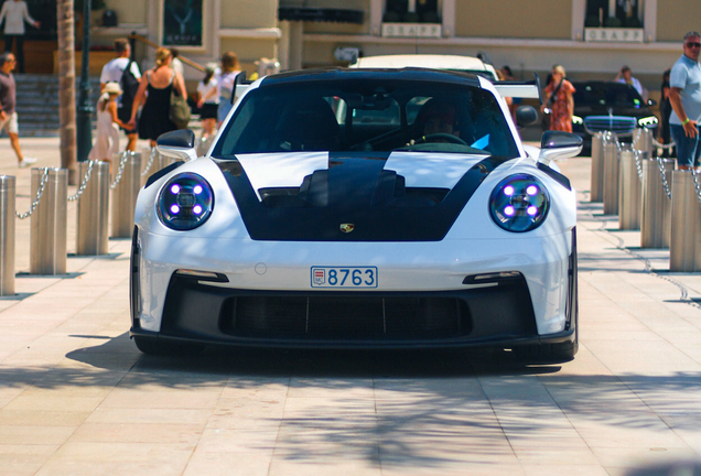 Porsche 992 GT3 RS Weissach Package