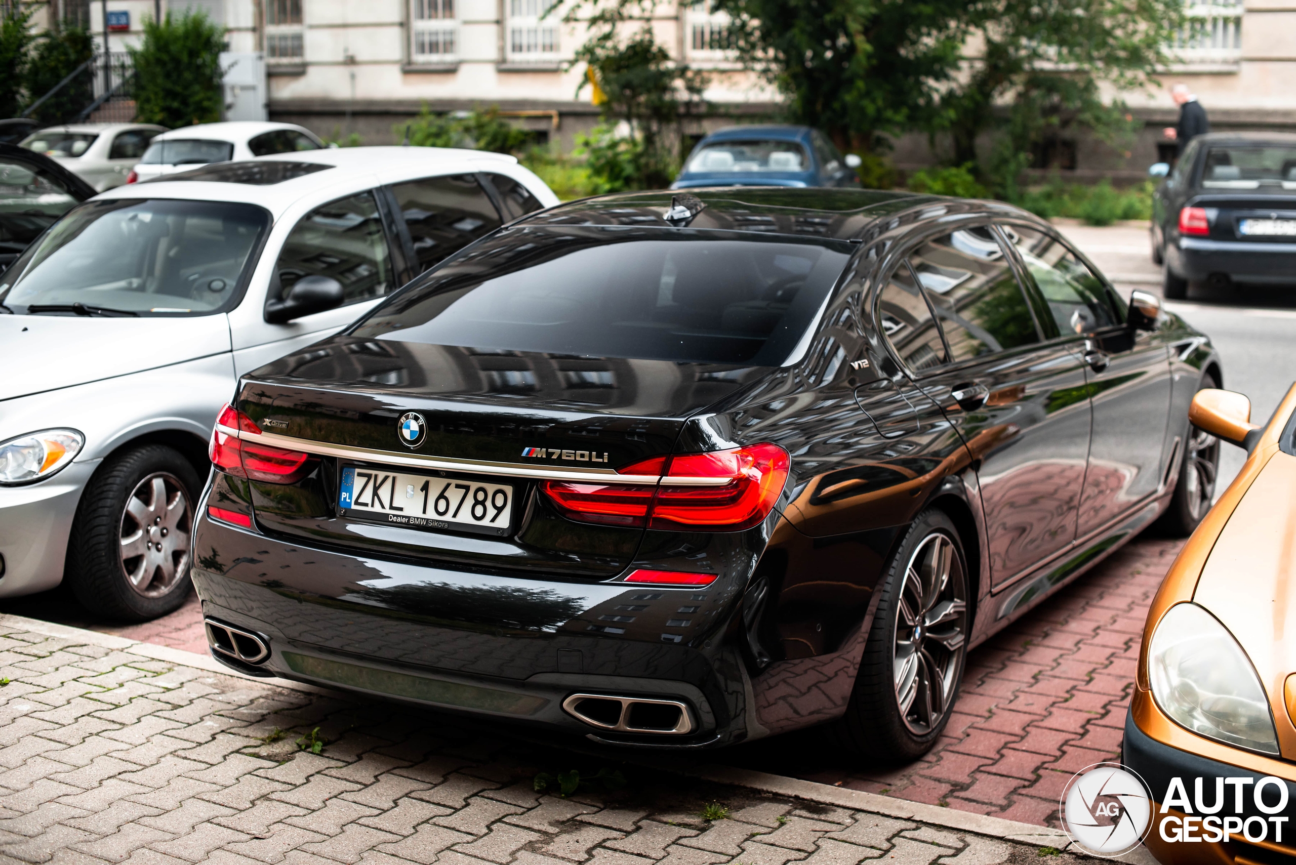 BMW M760Li xDrive