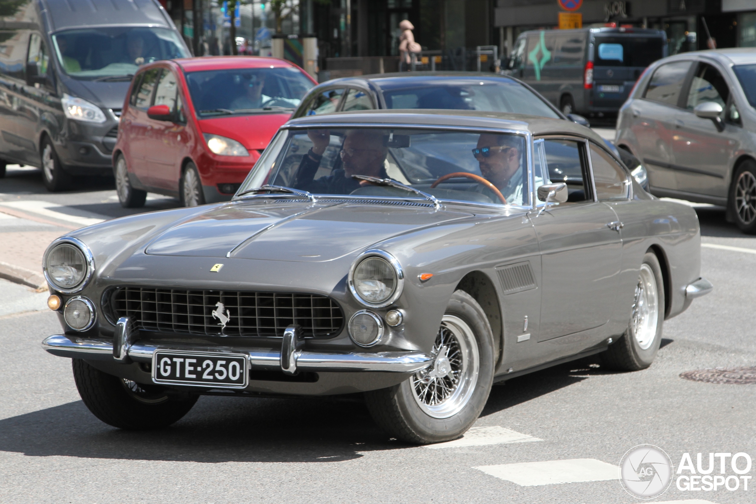 Ferrari 250 GTE