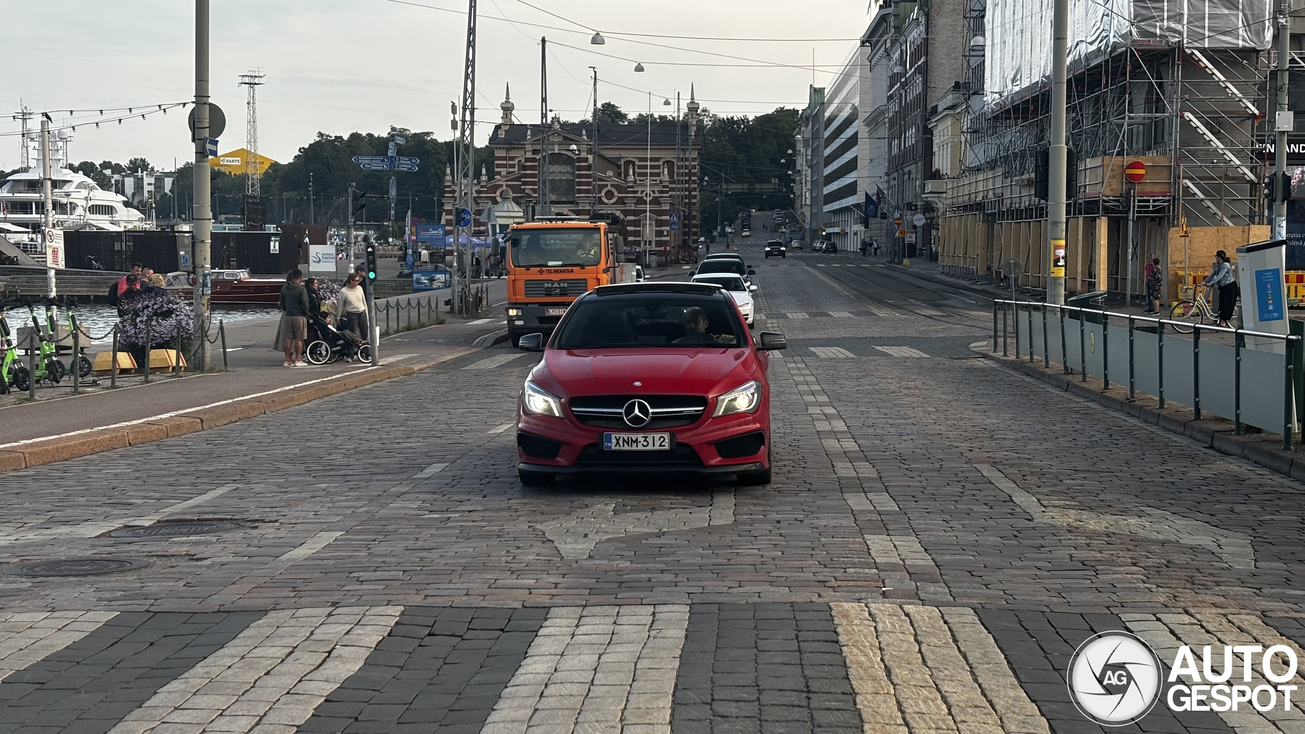 Mercedes-AMG CLA 45 Shooting Brake X117