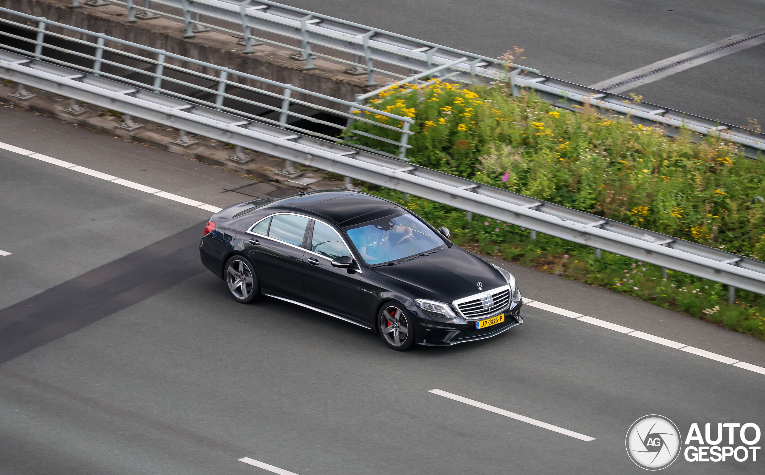 Mercedes-Benz S 63 AMG V222