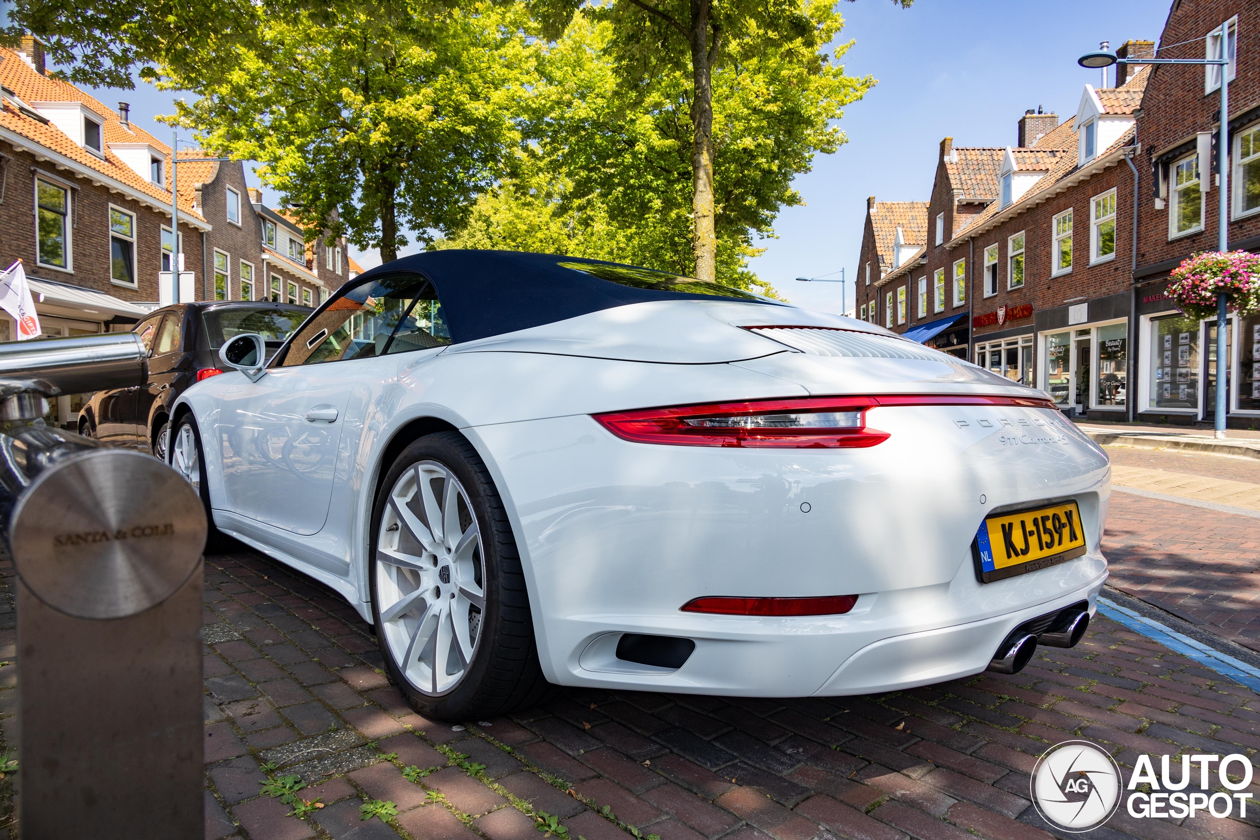 Porsche 991 Carrera 4S Cabriolet MkII