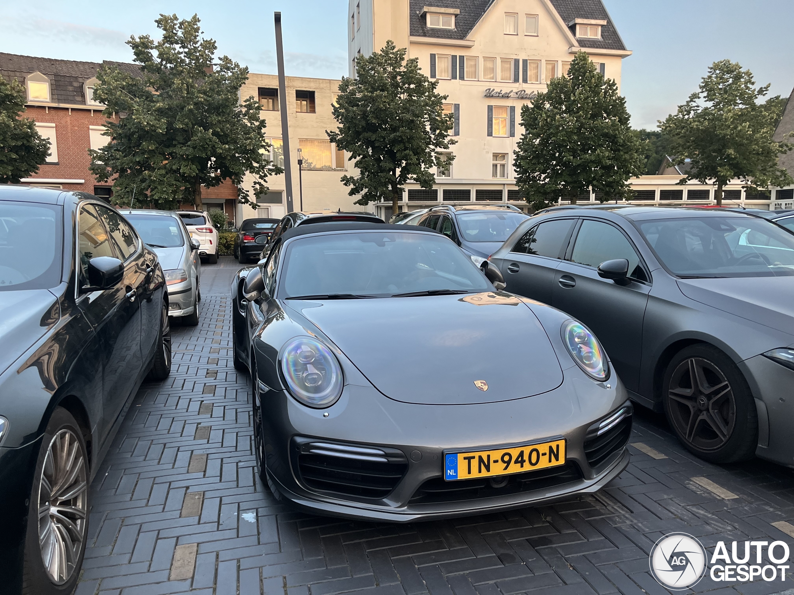 Porsche 991 Turbo S Cabriolet MkII